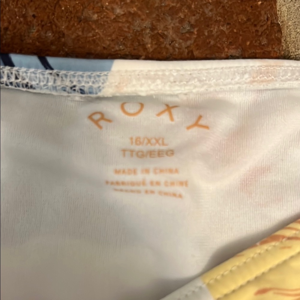 Roxy Multicolor Bikini Set - Picture 2 of 2
